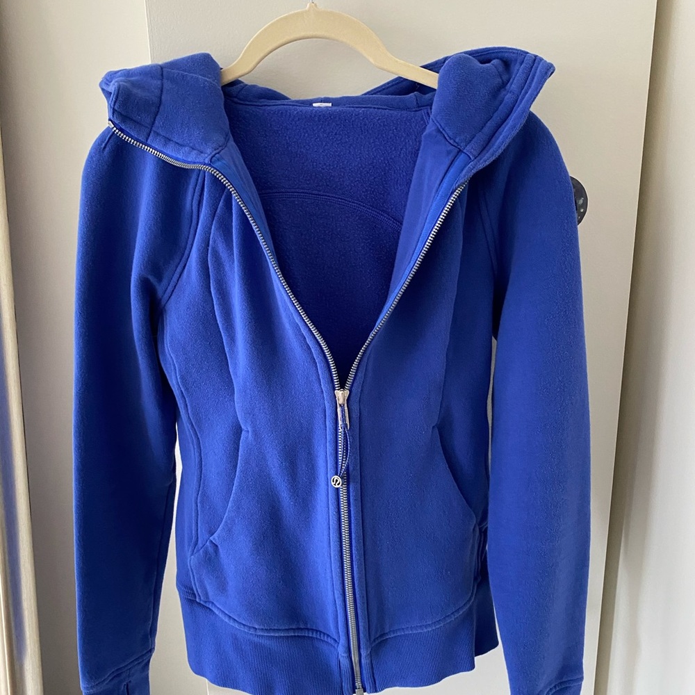 Small Lulu Lemon Blue Zip Up Jacket